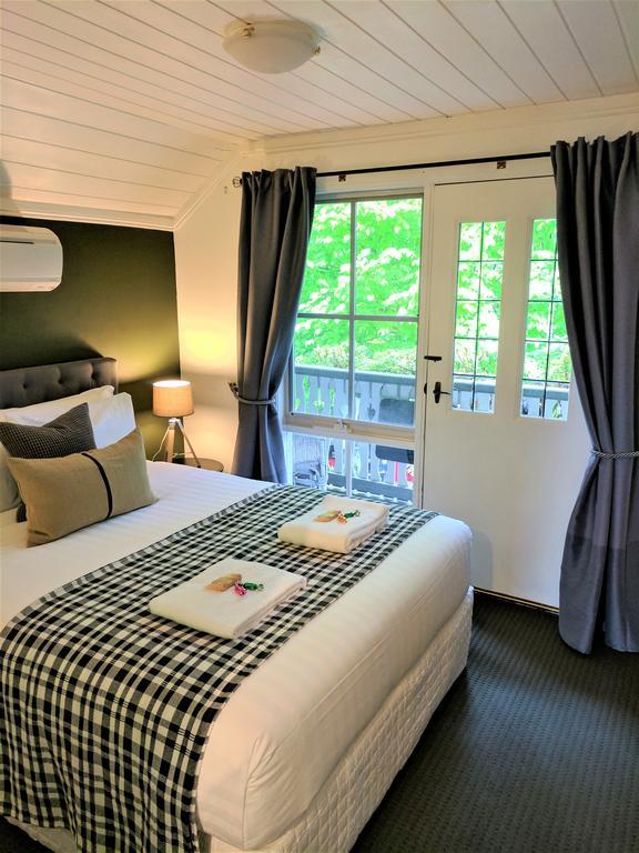 Annie Roes Luxury B&B Bend of Islands Dış mekan fotoğraf