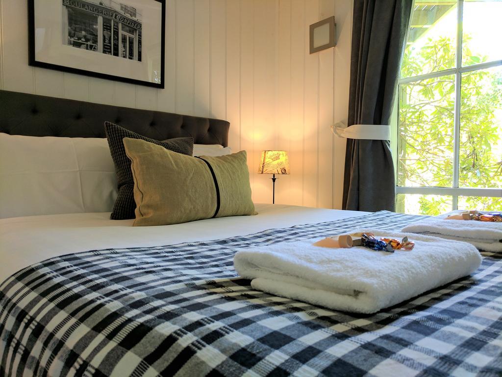 Annie Roes Luxury B&B Bend of Islands Dış mekan fotoğraf