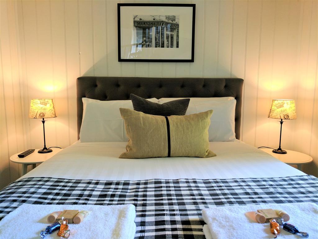 Annie Roes Luxury B&B Bend of Islands Dış mekan fotoğraf