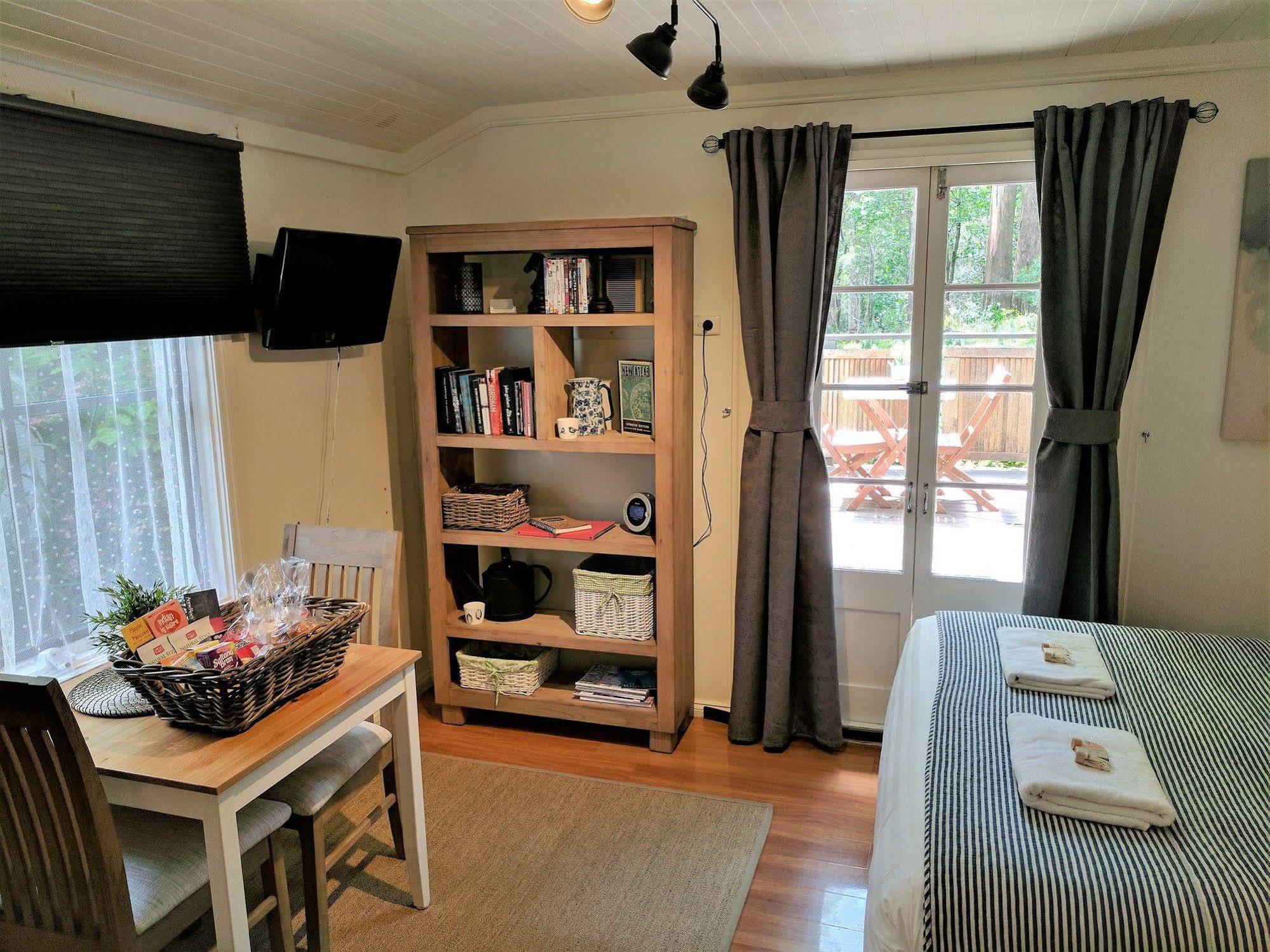 Annie Roes Luxury B&B Bend of Islands Dış mekan fotoğraf